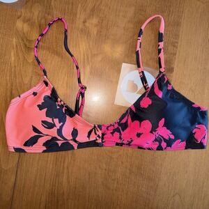 NEW Perfect Vacation Swim x Tillys Neon Floral Bikini TOP Size XS Pink Orange